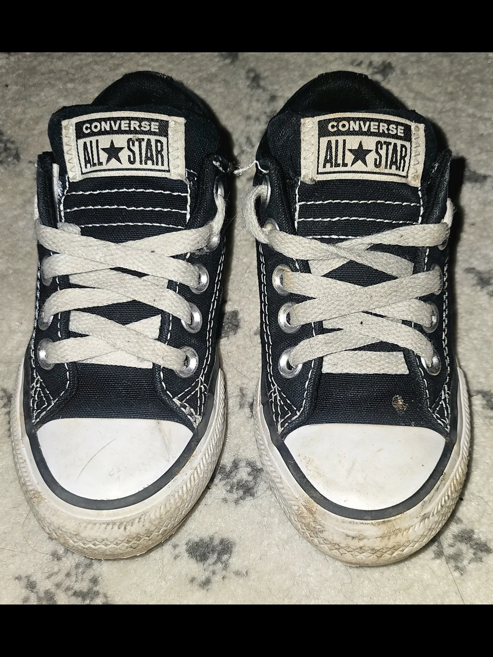 Converse All Star Kids 10.5 Black Canvas Low Top Sneakers